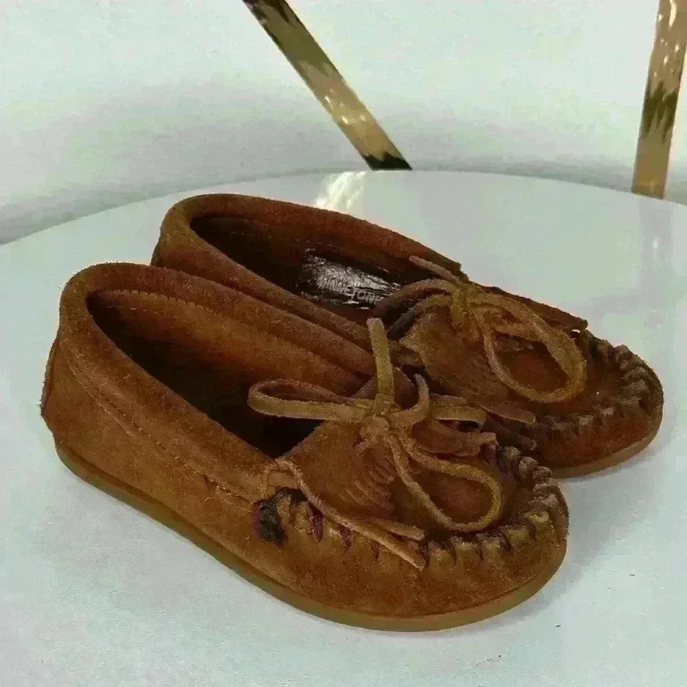 Minnetonka Kilty Hard Sole (SH39)